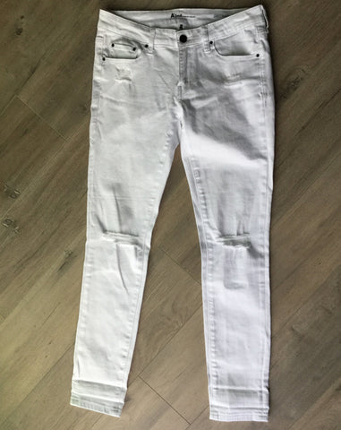 Skinny white ripped jeans size 5