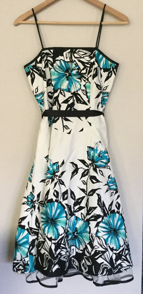 Dressbarn floral turquoise dress size 6 USA