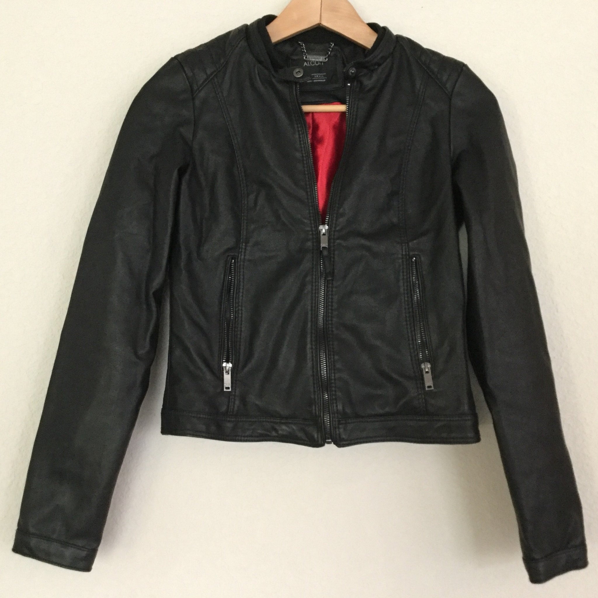 Italian black leather looks and feel  jacket SX