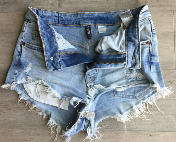 H&M ripped jeans shorts size 4