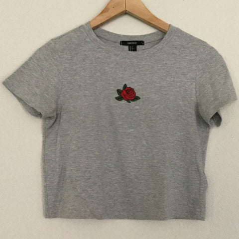 Forever 21 short sleeve cropped T shirt size s