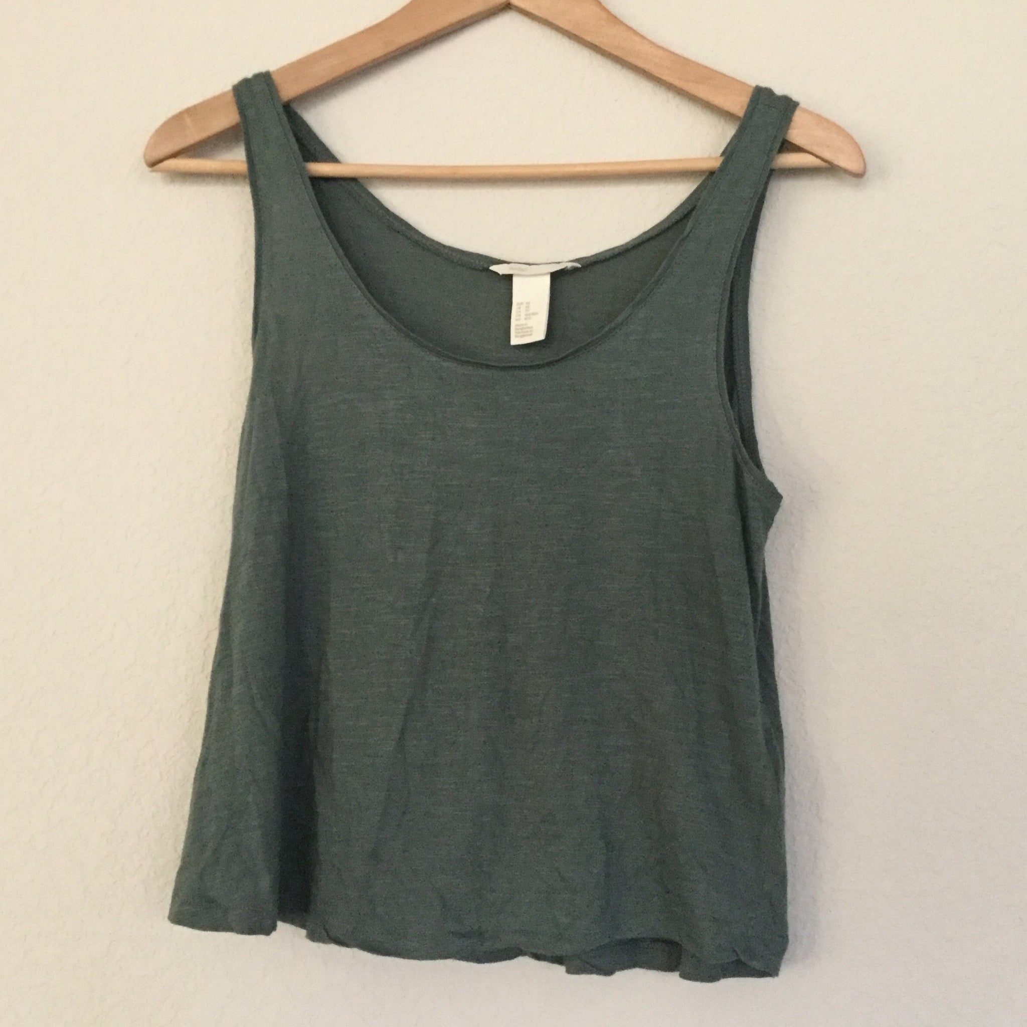 H and M basic top size XS