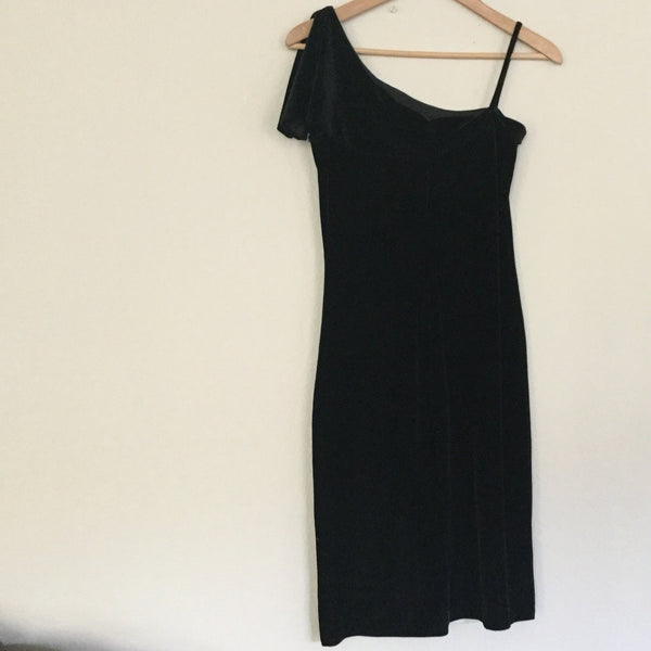 Black velvet dress mid length size s-m